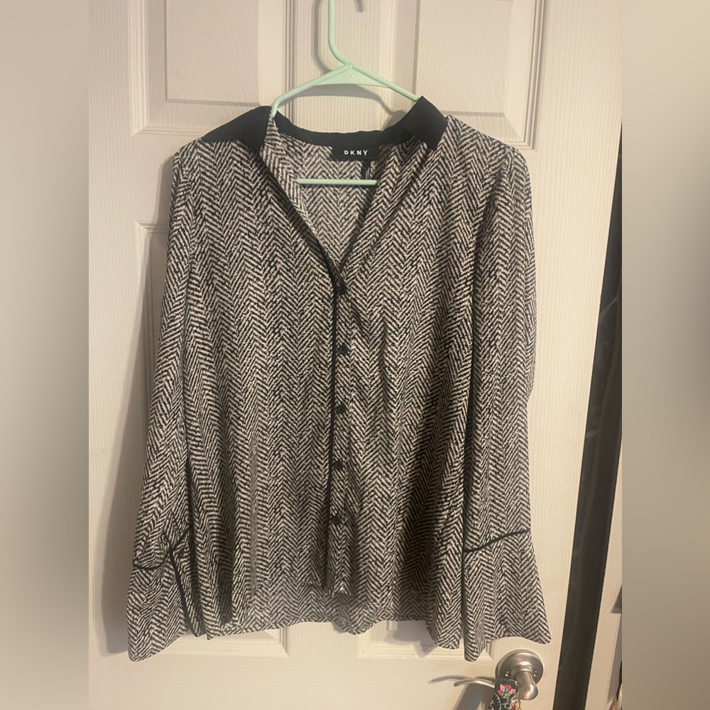 Womens DKNY blouse